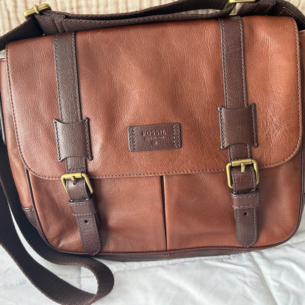 New Fossil Bag great gift for Doctors, Father’s Day